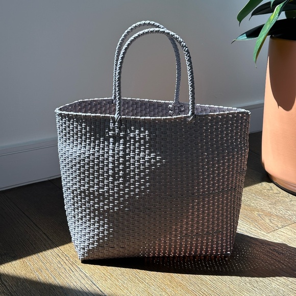 Woven Beach Bag - Picture 1 of 2